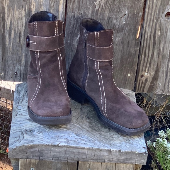 High Sierra Bown Suede "Tabbie" Boots size 8 - Picture 9 of 14